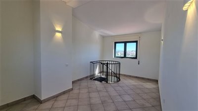 Image 23 of 24 : 4 Bedroom Apartment Ref: GA435