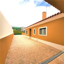 Image 22 of 36 : 4 Bedroom Villa Ref: AV2216