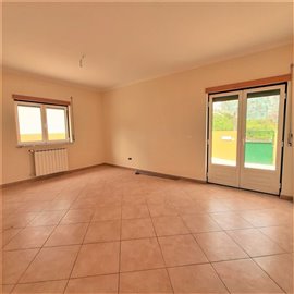 Image 3 of 36 : 4 Bedroom Villa Ref: AV2216