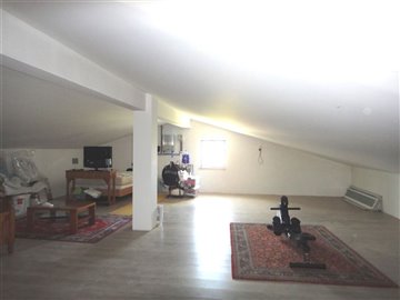 Image 17 of 38 : 3 Bedroom Villa Ref: AV2217