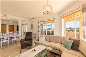 Image No.31-3 Bed Villa for sale