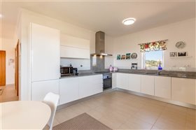 Image No.42-3 Bed Villa for sale