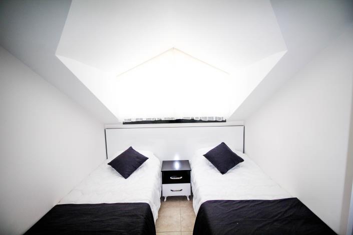 Image No.13-3 Bed Apartment for sale