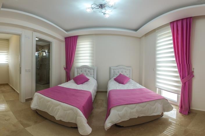 Image No.10-Villa / Détaché de 4 chambres à vendre à Ovacik