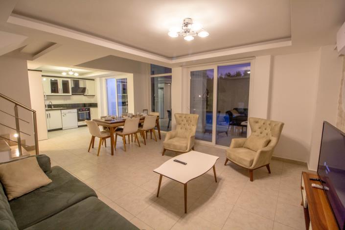 Image No.7-Villa / Détaché de 4 chambres à vendre à Ovacik