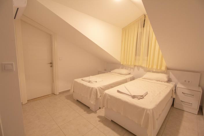 Image No.18-Villa / Détaché de 4 chambres à vendre à Ovacik