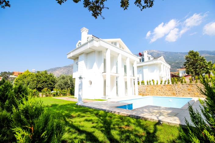 Image No.3-Villa / Détaché de 4 chambres à vendre à Ovacik