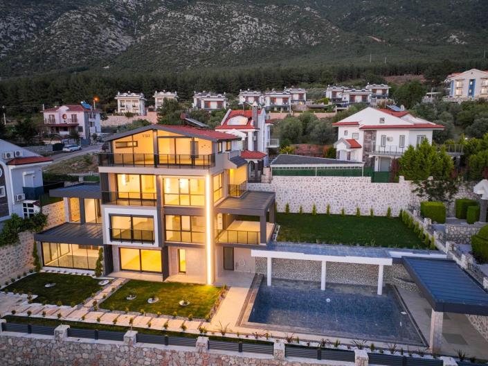 Image No.1-5 Bed Villa for sale