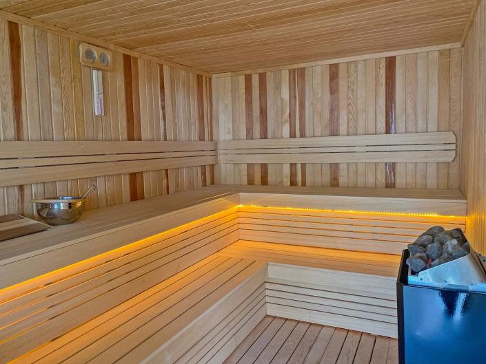 Image No.6-5 Bed Villa for sale