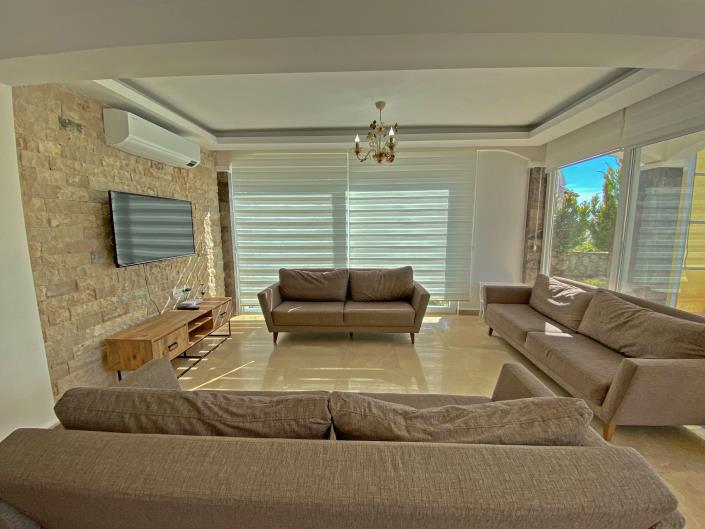 Image No.9-4 Bed Villa for sale