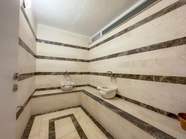 Image No.17-4 Bed Villa for sale