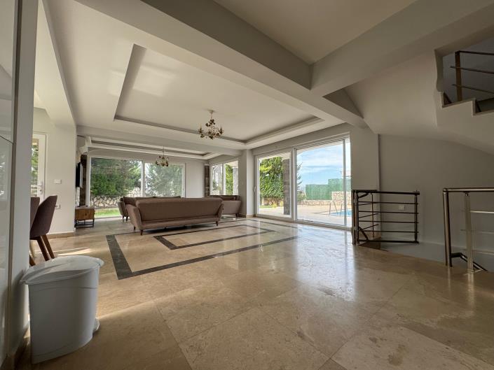 Image No.20-4 Bed Villa for sale