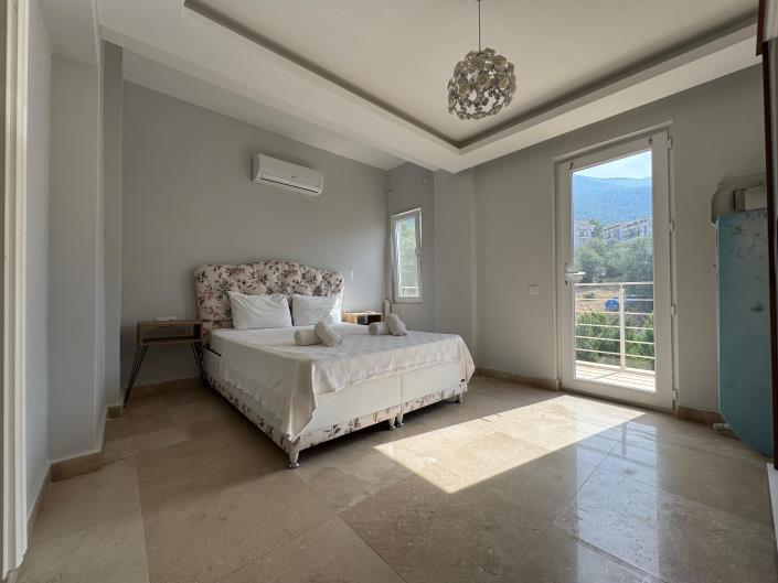 Image No.32-4 Bed Villa for sale