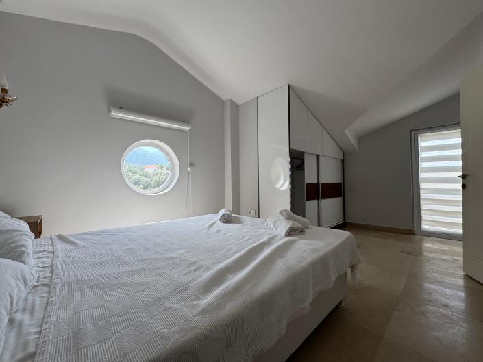 Image No.23-4 Bed Villa for sale