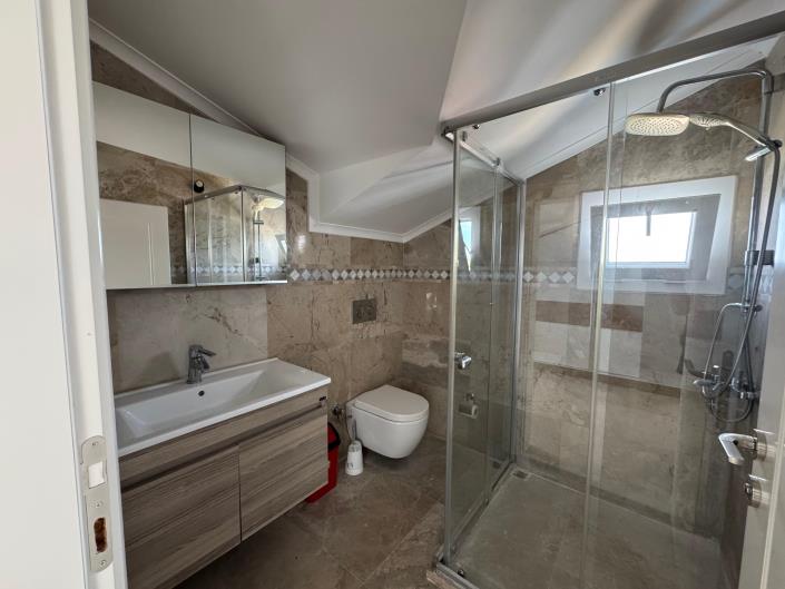 Image No.37-4 Bed Villa for sale
