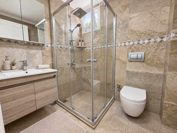 Image No.38-6 Bed Villa for sale