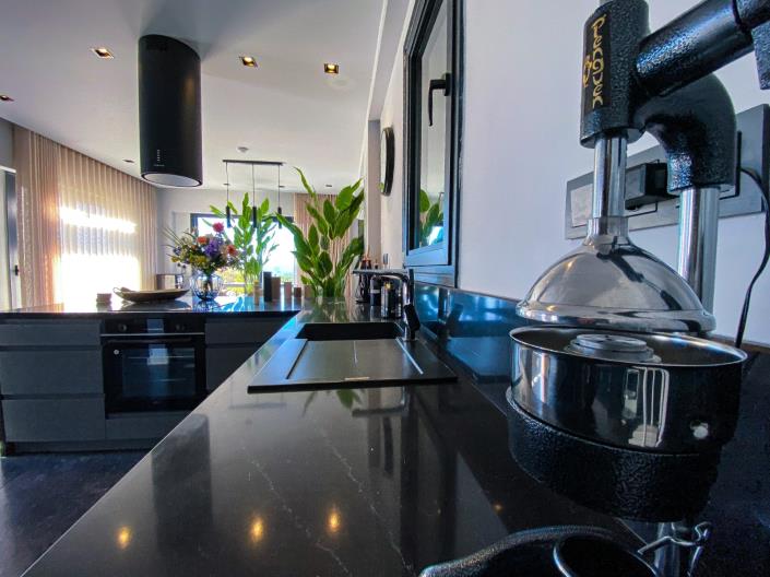 Image No.5-4 Bed Villa for sale