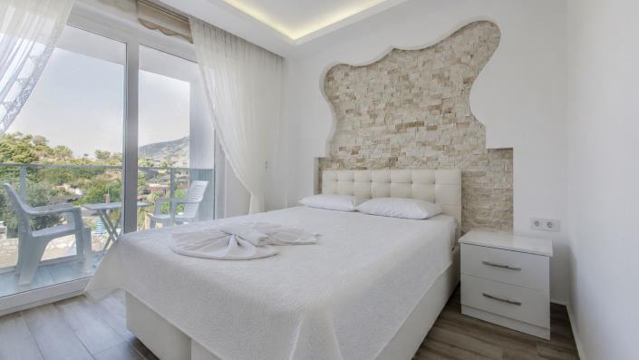 Image No.3-4 Bed Villa for sale