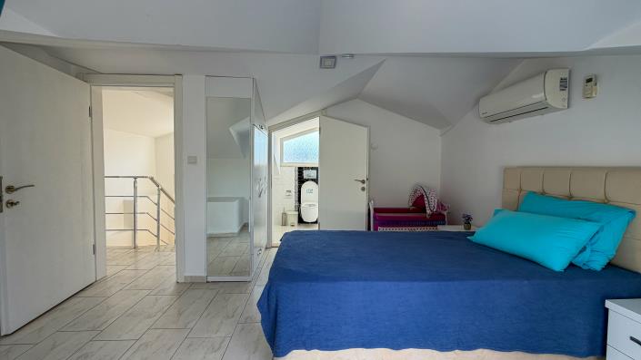 Image No.11-4 Bed Villa for sale