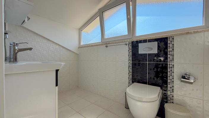 Image No.20-4 Bed Villa for sale