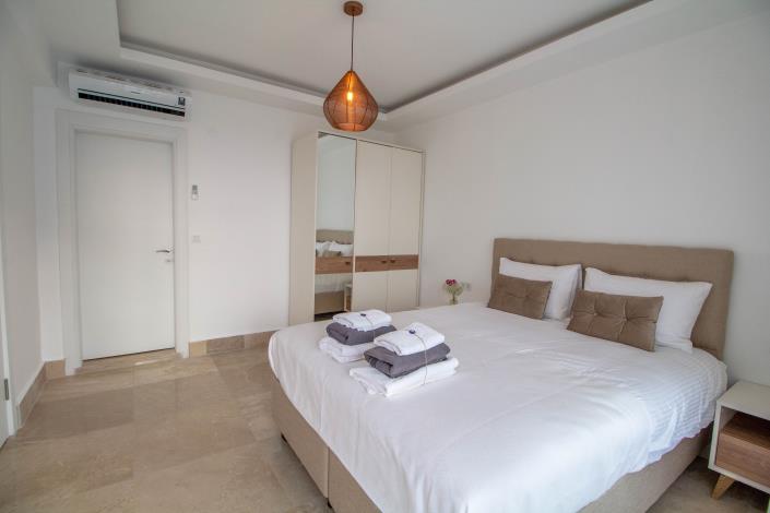 Image No.26-4 Bed Villa for sale