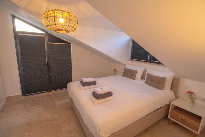 Image No.27-4 Bed Villa for sale