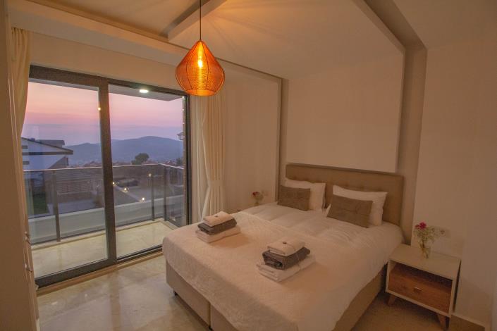 Image No.36-4 Bed Villa for sale