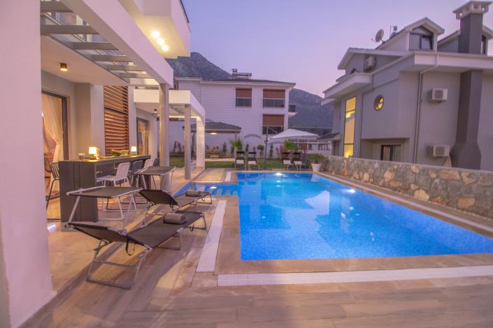 Image No.38-4 Bed Villa for sale