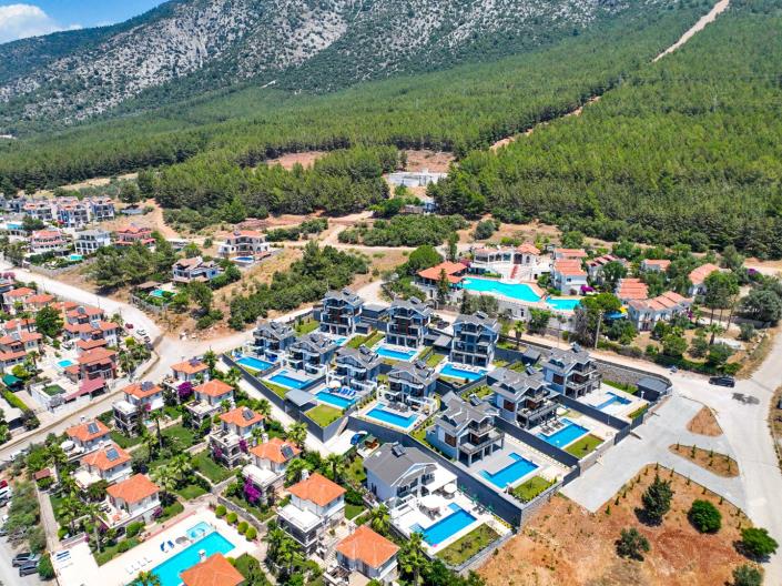Image No.2-Villa de 4 chambres à vendre à Hisaronu