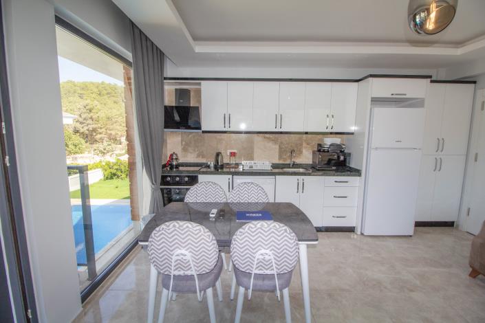 Image No.20-3 Bed Apartment for sale