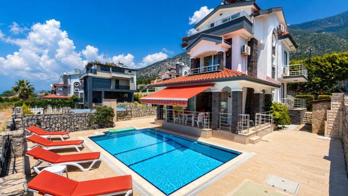 Image No.5-5 Bed Villa for sale