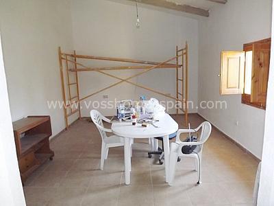 Image No.5-2 Bed Property for sale