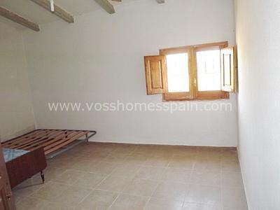 Image No.7-2 Bed Property for sale