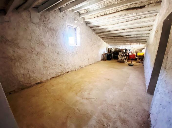 Image No.13-3 Bed Property for sale