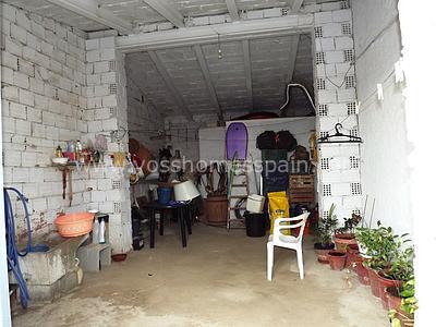 Image No.10-3 Bed Property for sale