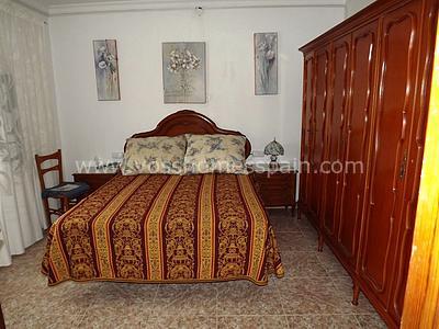 Image No.2-3 Bed Property for sale