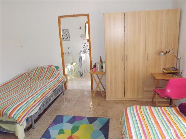 Image No.20-4 Bed Property for sale