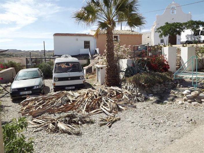 Image No.26-4 Bed Property for sale