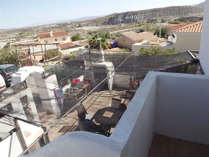 Image No.30-4 Bed Property for sale