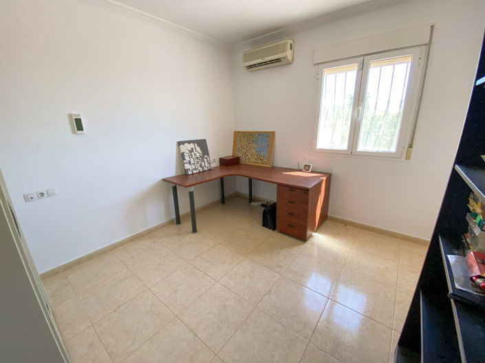 Image No.28-4 Bed Villa for sale