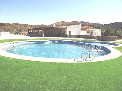 Image No.1-3 Bed Property for sale