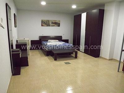 Image No.8-3 Bed Property for sale