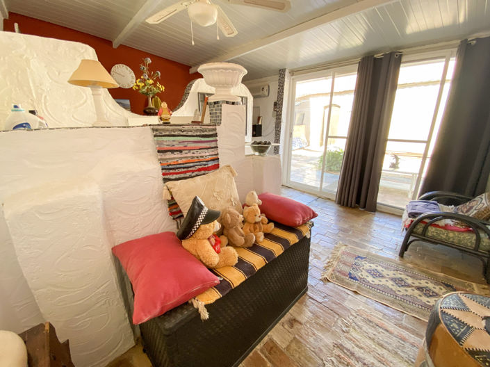 Image No.22-4 Bed Property for sale