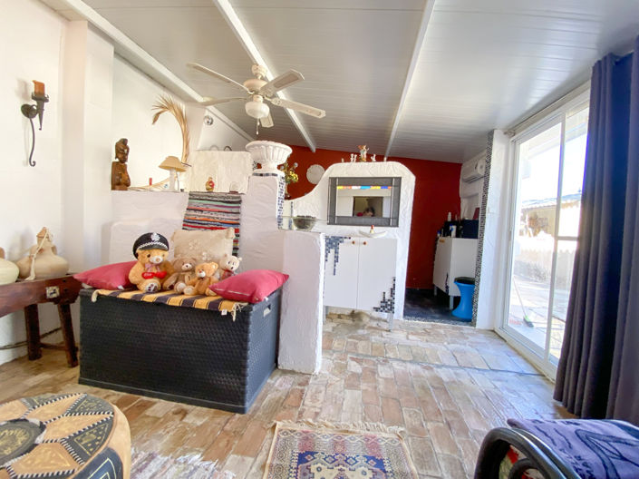 Image No.23-4 Bed Property for sale