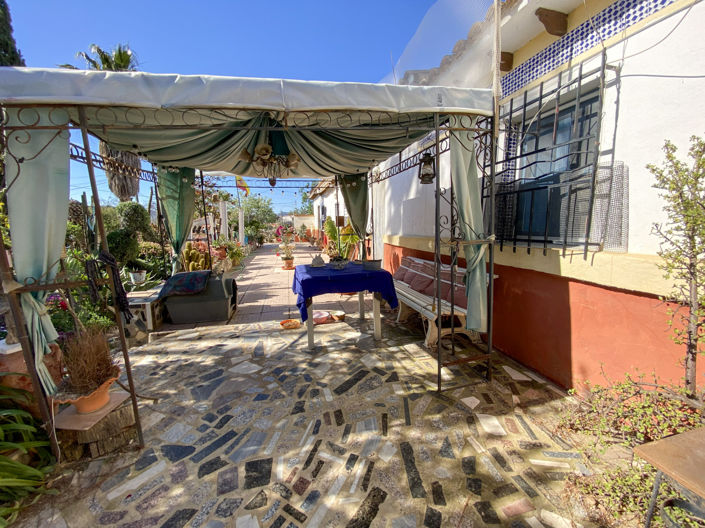 Image No.33-4 Bed Property for sale