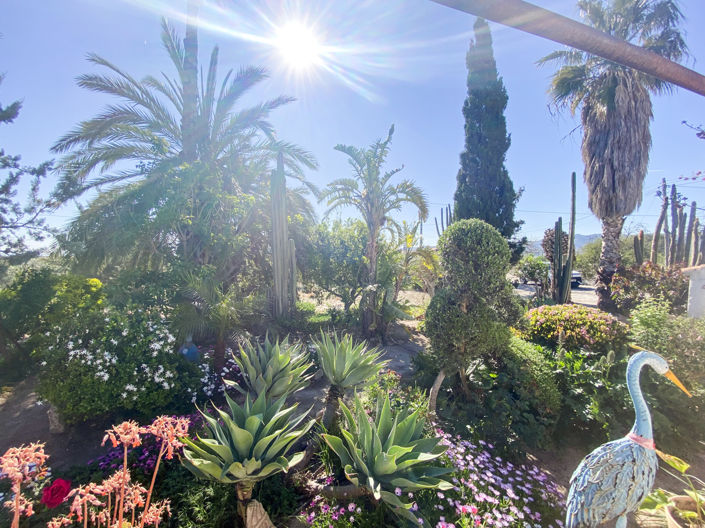 Image No.37-4 Bed Property for sale