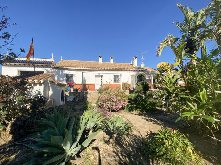 Image No.40-4 Bed Property for sale