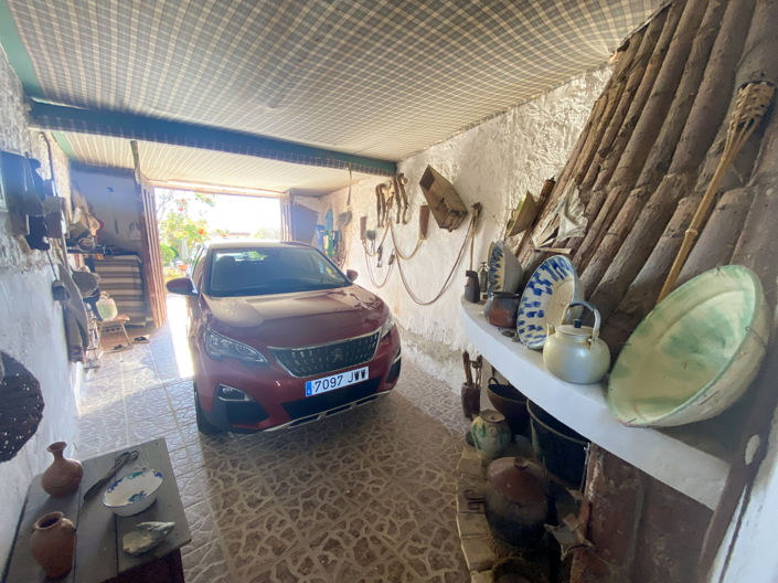 Image No.45-4 Bed Property for sale