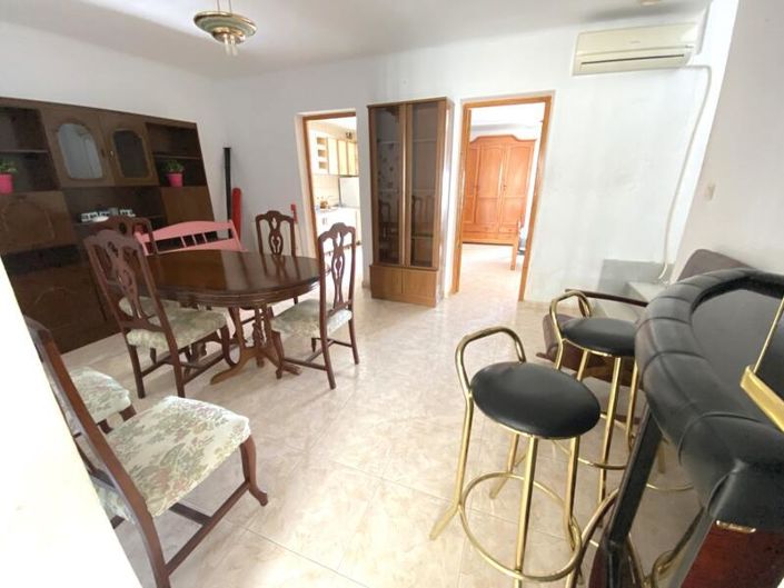 Image No.16-4 Bed Property for sale