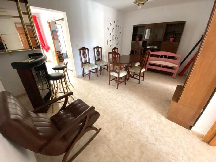 Image No.9-4 Bed Property for sale